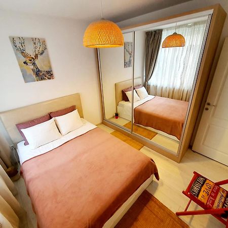 Downtown, Ideal For Longer Stays, Family Friendly Apartment - Nb73A Бухарест Экстерьер фото